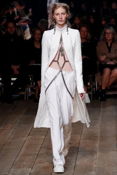Look 6
